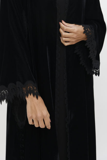 Hayan Tar Abaya Set