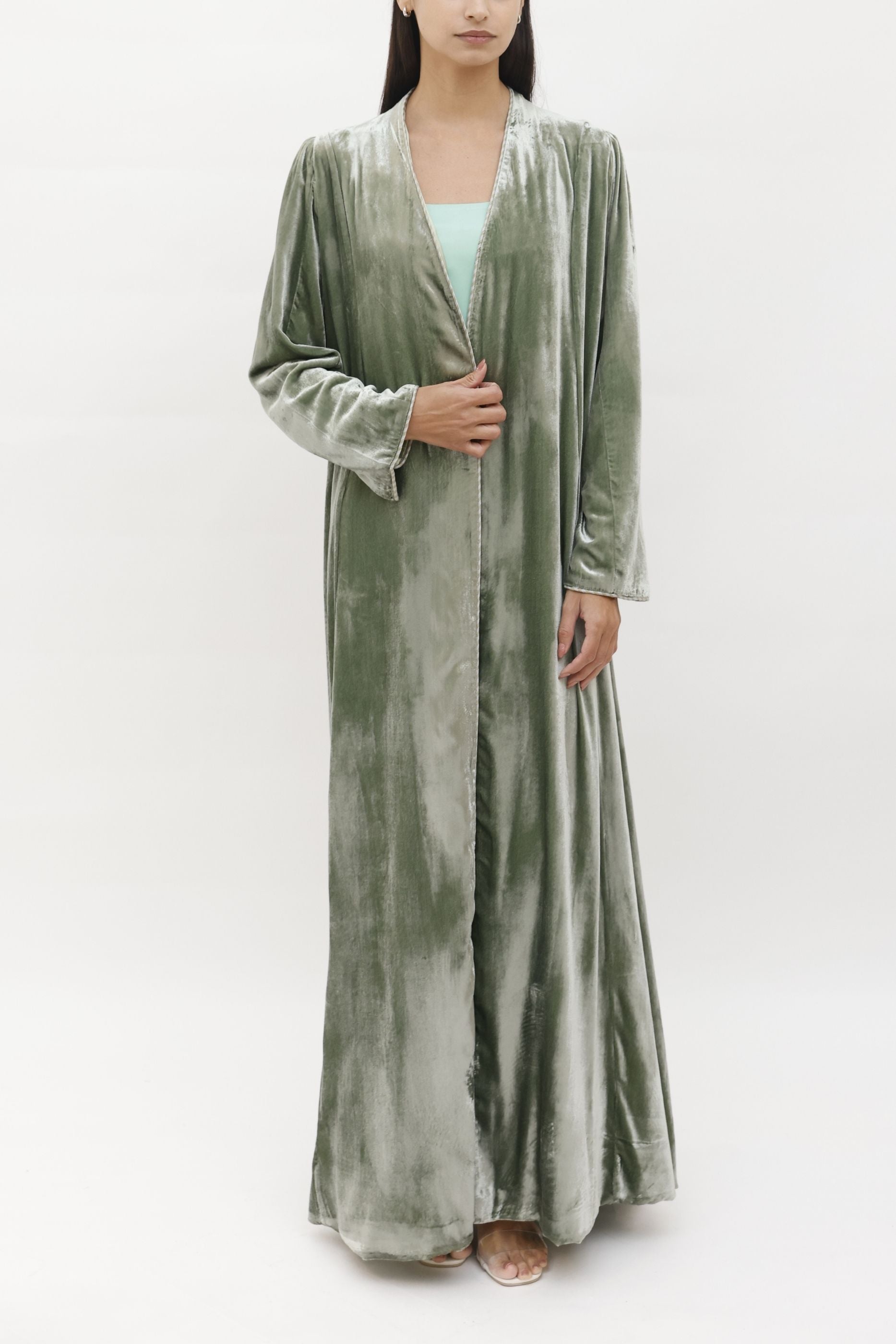 Ruwad Mint Green - Plain Velvet Minimalist Abaya Set