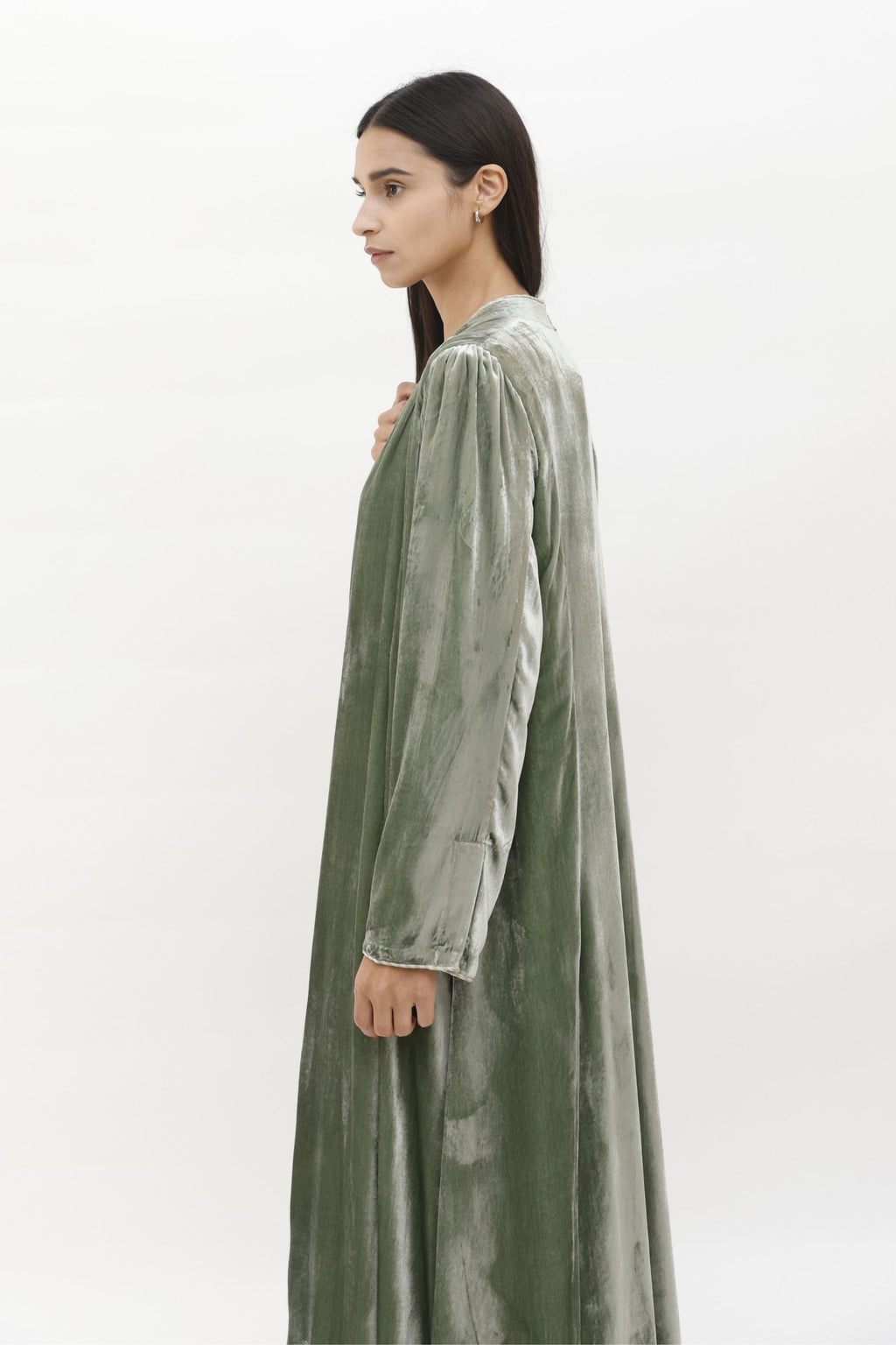 Ruwad Mint Green - Plain Velvet Minimalist Abaya Set