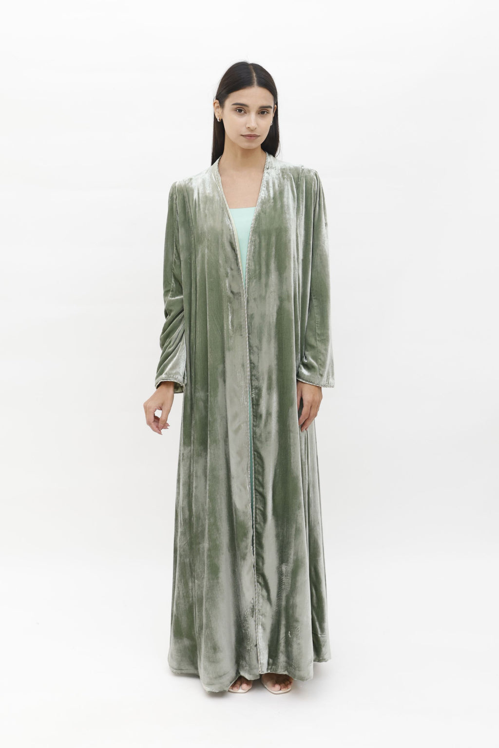 Ruwad Mint Green - Plain Velvet Minimalist Abaya Set