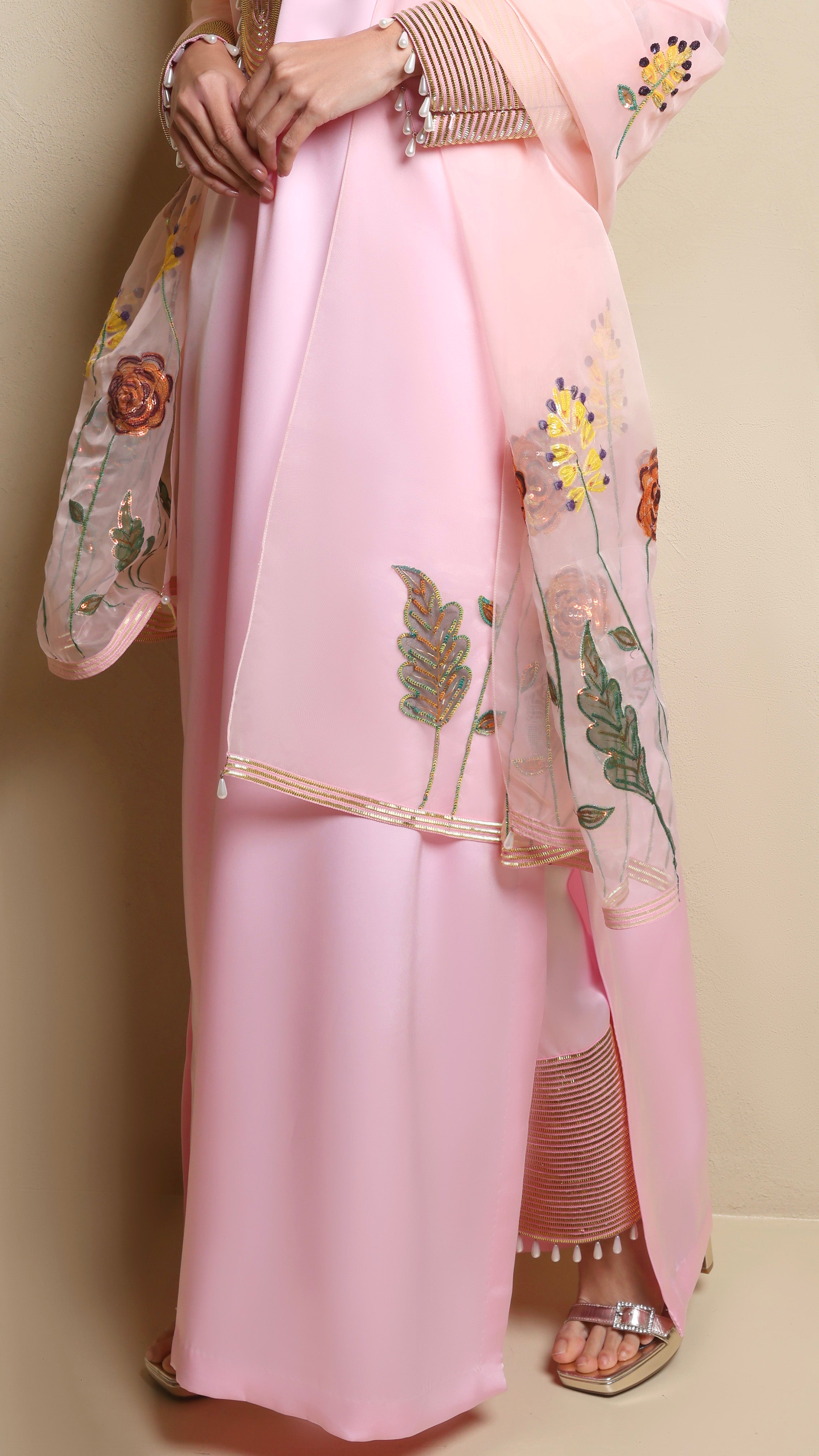 Rana Pink Mkhawar Kaftan - Dress with Pants and Shella with Floral Embroidery