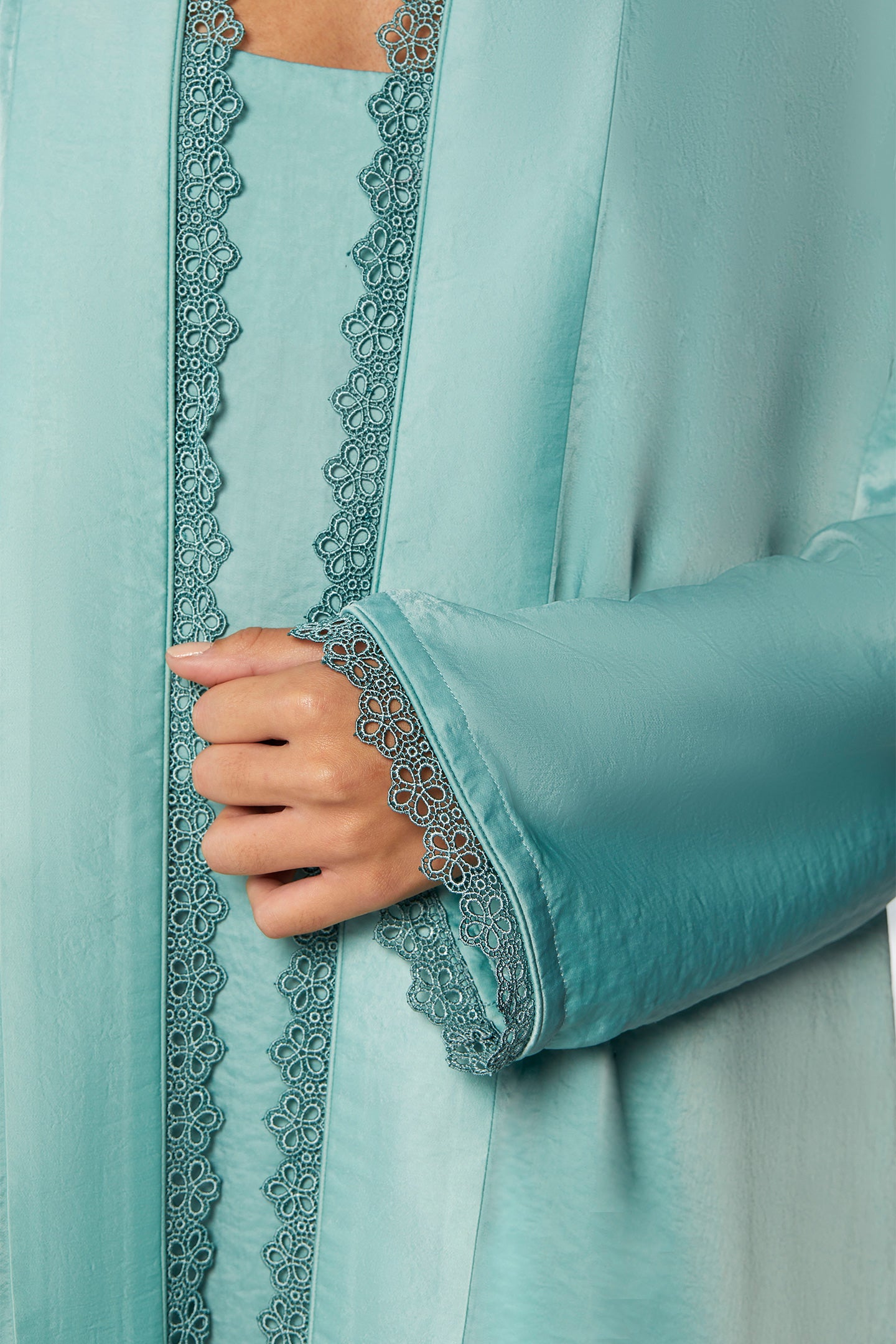 Azure Abaya Set in Crepe Silk