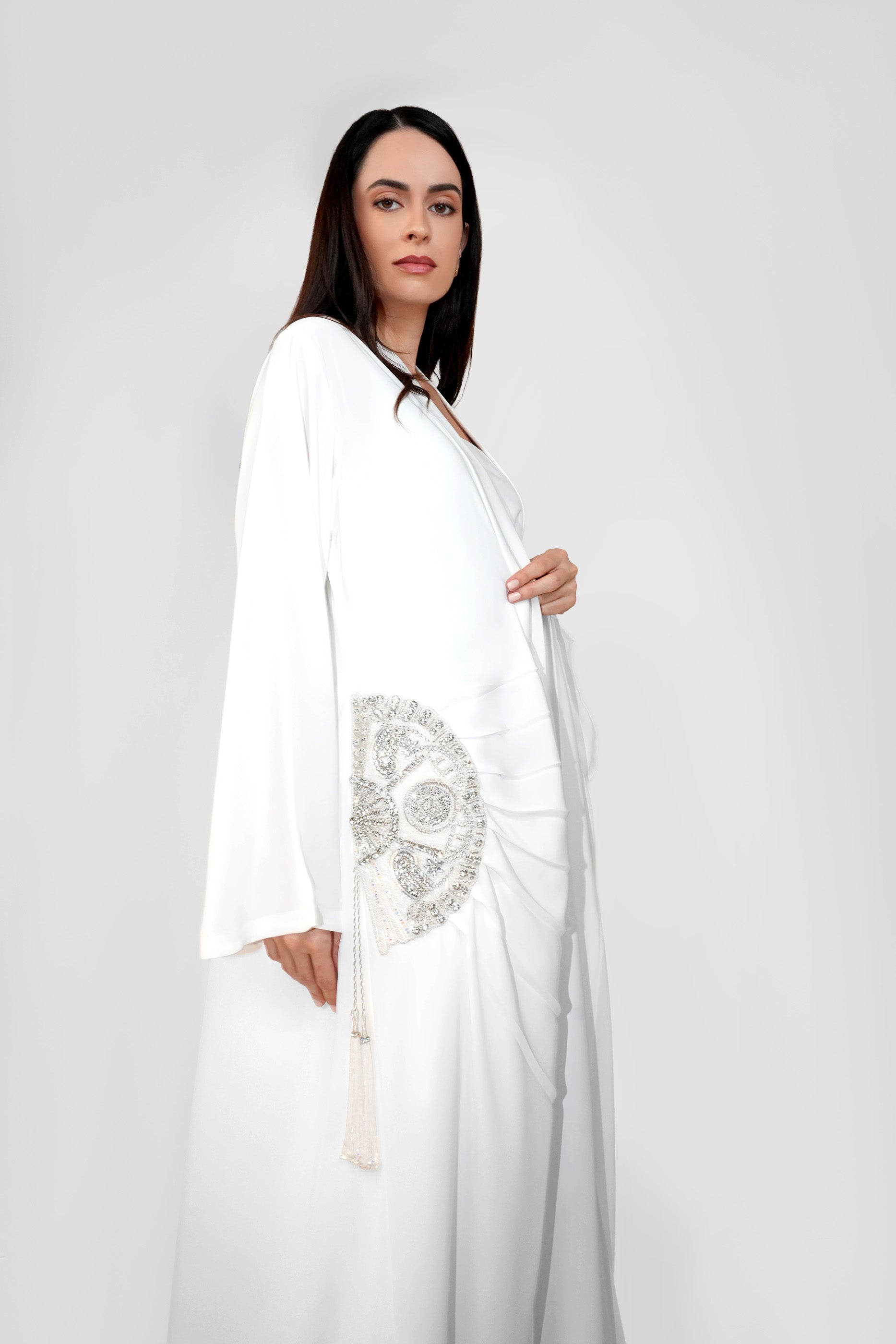 Lara White - Minimalist Abaya with Fan Embroidery and Tassels