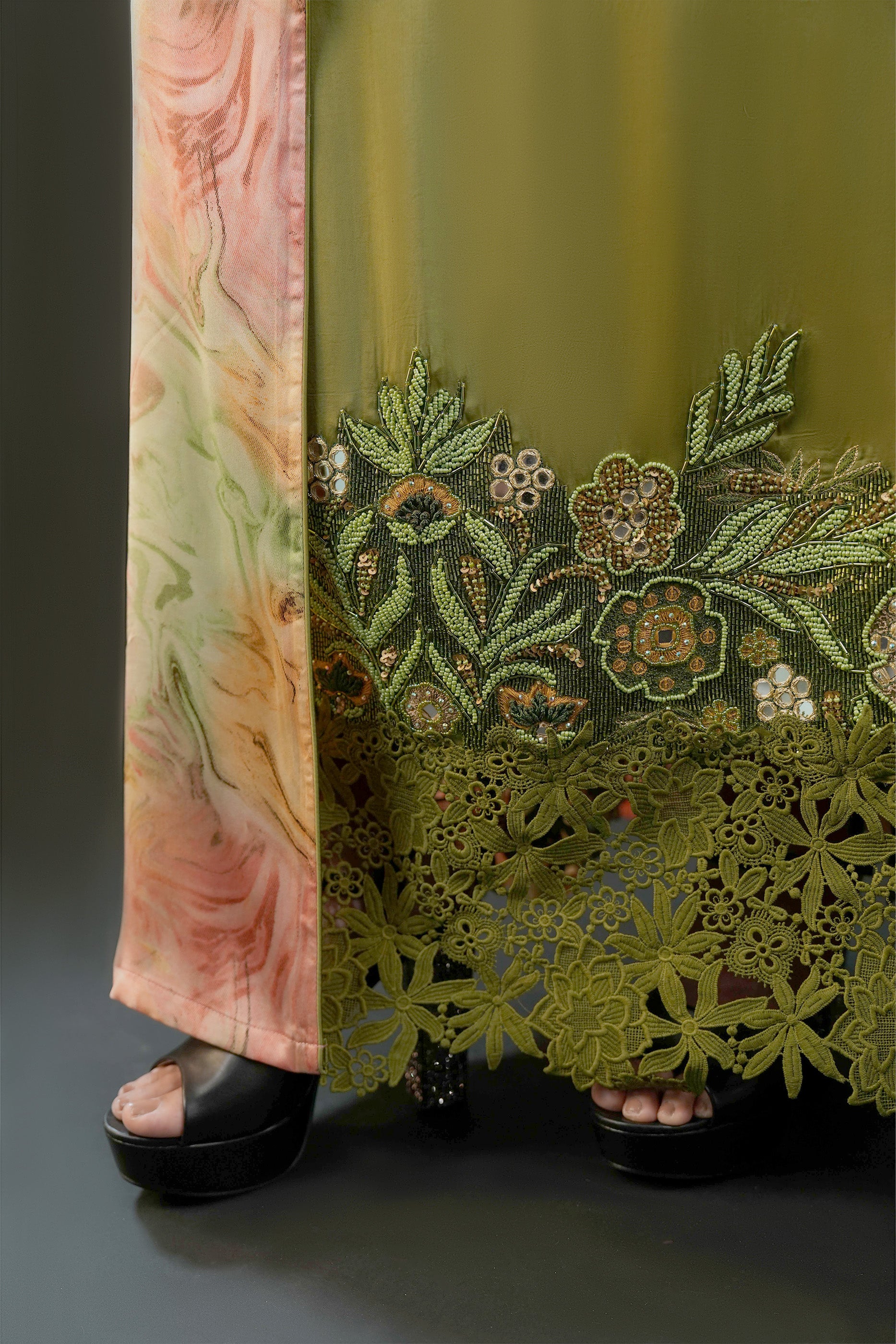 Saja Leaf- Floral Lace Embroidered Kaftan with Inner dress Set