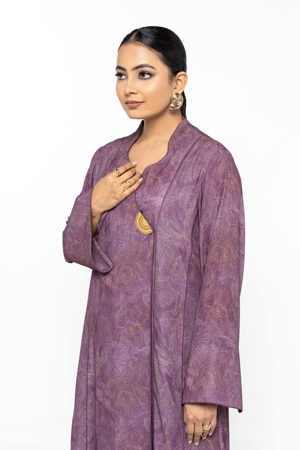 Wisteria Plum - Mandarin Collar Printed Abaya