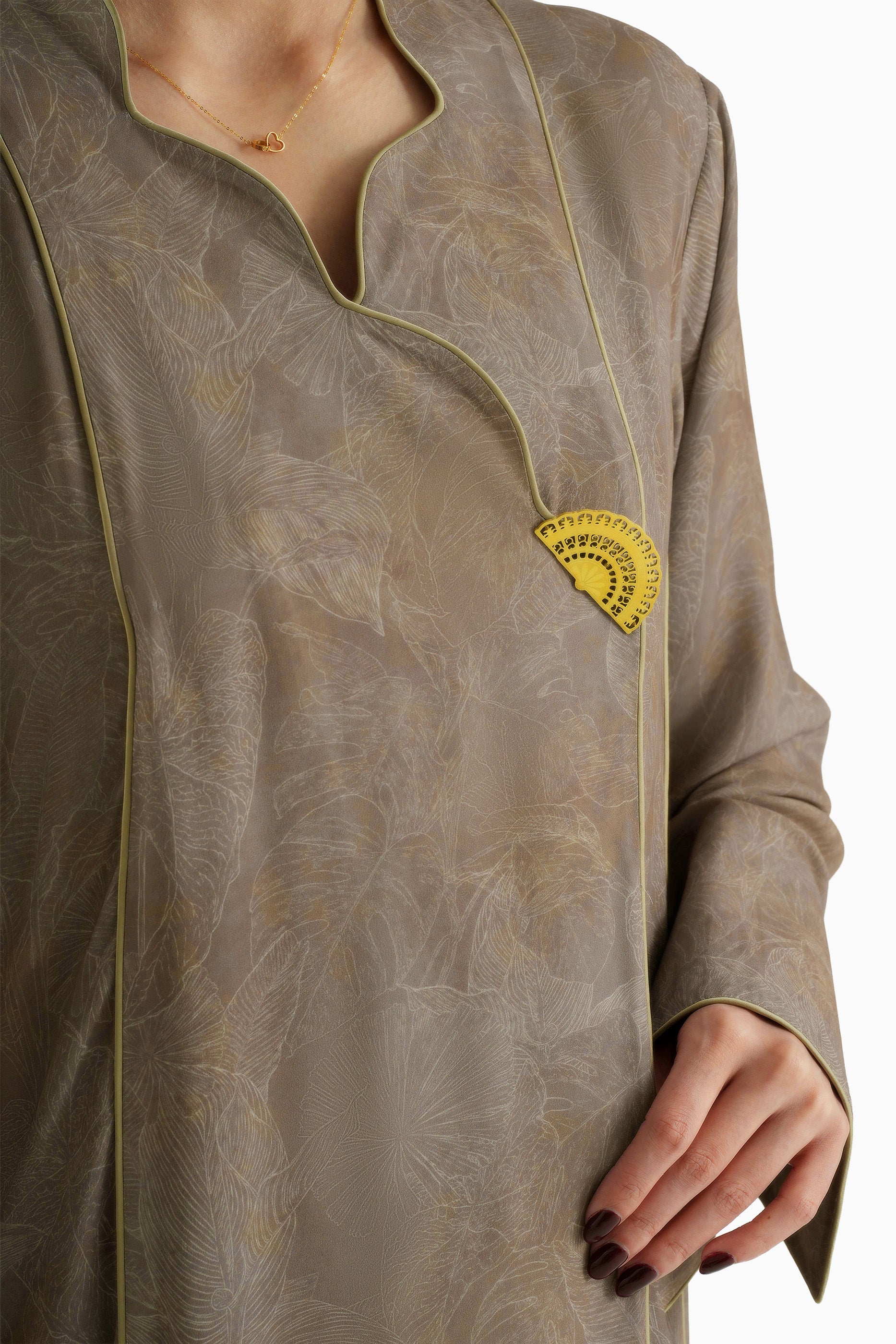 Wisteria Sand- Mandarin Collar Printed Abaya